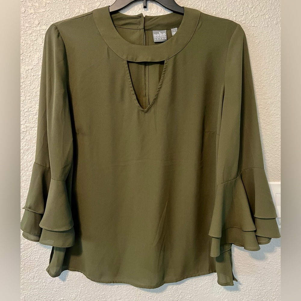Soho Olive Women's Blouse with Ruffled Sleeves NWOT